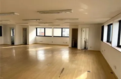 Imóvel comercial de 32m² cada, 4 salas unificadas totalizando 130m²