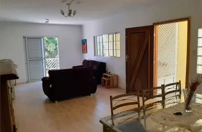 Casa com 3 quartos à venda na Rua Araçatuba, --, Vila Ipojuca, São Paulo