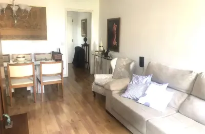 Imóvel de 93m² com 3 quartos, 1 suíte, sala 2 ambientes pinheiros