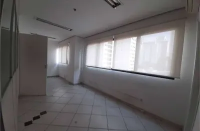 Sala comercial para alugar na Avenida Vereador José Diniz, --, Santo Amaro, São Paulo