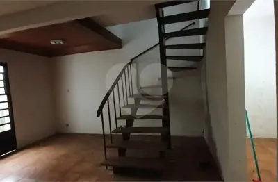 Casa com 3 quartos à venda na Rua Doutor Bento Teobaldo Ferraz, --, Barra Funda, São Paulo