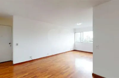 Apartamento com 3 quartos à venda na Rua Alvorada, --, Vila Olímpia, São Paulo