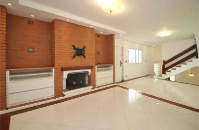 Sobrado lindo à venda na vila mascote. 3 dormitórios + edícula