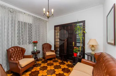 Casa com 5 quartos à venda na Rua Vítor Dubugras, --, Vila Mariana, São Paulo