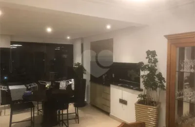 Apartamento com 245m² com 4 dormitórios, 4 vagas chácara klabin com área de lazer.