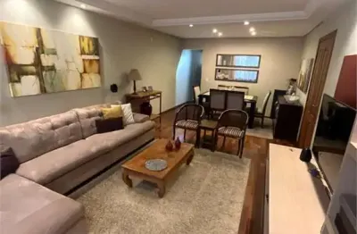 Casa com 3 quartos à venda na Rua Thomás Deloney, --, Chácara Santo Antônio, São Paulo