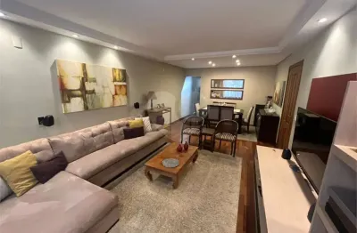 Casa com 3 quartos à venda na Rua Thomás Deloney, --, Chácara Santo Antônio, São Paulo