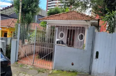 Casa na vila madalena com 240 metros quadrados de terreno