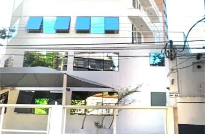 Prédio inteiro de 550 m2 na vila madalena para locação, com salas, 8 banheiros, 10 vagas