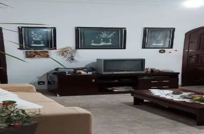 Casa com 3 quartos à venda na Rua dos Chanes, --, Moema, São Paulo