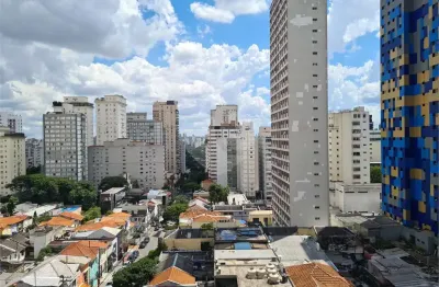 Kitnet / Stúdio à venda na Rua Doutor Melo Alves, --, Jardim América, São Paulo