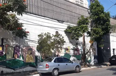 Barracão / Galpão / Depósito à venda na Rua Doutor Maurício de Lacerda, --, Vila Monte Alegre, São Paulo