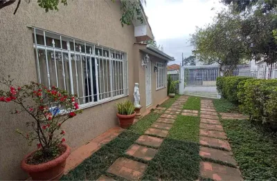 Casa térrea com 3 dormitórios exelente localização em vila leopoldina