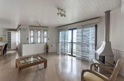 Higienópolis apto com 160 m² privativos um por andar 3 suites. 2 vagas, contemporãneo.aceita permuta