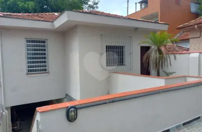 Casa com 03 quartos, sala ampla, 03 vagas de garagem - museu do ipiranga