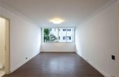 Vila nova conceição - 130 m² - 3 dorm. ( 1 suíte com terraço) - 1 vaga - lazer - próx. parque do ibirapuera
