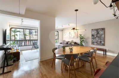 Apartamento com 3 quartos à venda na Rua Guarará, --, Jardim Paulista, São Paulo