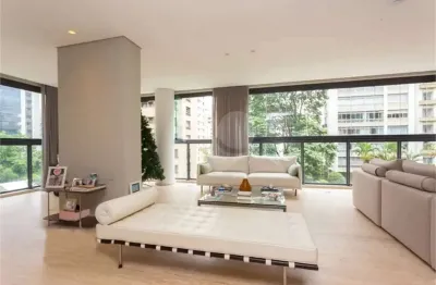 Apartamento com 3 quartos à venda na Rua José Maria Lisboa, --, Jardim América, São Paulo