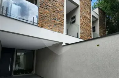 Sobrado novo com 3 suites á venda, 142,85aum² - 2 vagas - saúde