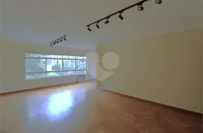 Apartamento com 4 quartos à venda na Rua Gaivota, --, Moema, São Paulo