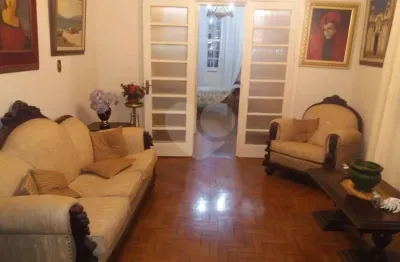 Casa térrea, à venda, na aclimação. a 400 metros do parque da aclimação.