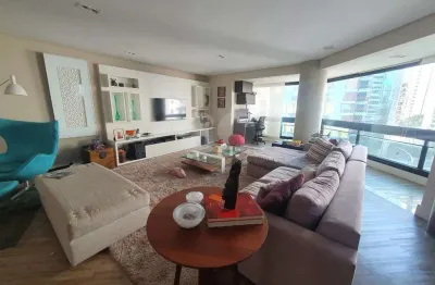 Apartamento belíssimo excelente localização no itaim bibi.