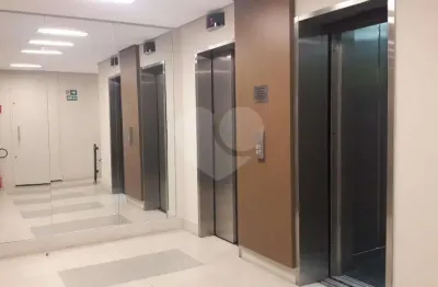 Sala comercial na av. engenheiro luiz carlos berrini
