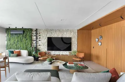 Apartamento mobiliado, com 144 m2, sala ampliada, 3 suítes e 2 vagas, a venda no campo belo