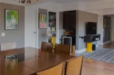 Apartamento a venda no planalto paulista, andar alto, com 127 m2, 3 quartos (1 suíte) e 1 vaga