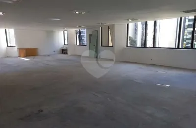 Casa comercial para alugar na Rua Geraldo Flausino Gomes, --, Brooklin, São Paulo