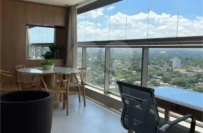 Excelente apartamento! vista maravilhosa e eterna! a 650 m da estação fradique coutinho.