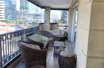 Apartamento á venda na vila nova conceição - são paulo sp - 3 suítes, 4 vagas, varanda com churrasqueira, lazer completo e 180 m2 úteis