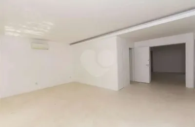 Casa com 4 quartos à venda na Rua Iraúna, --, Moema, São Paulo