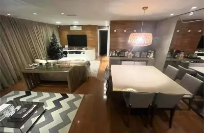 Apartamento com 3 quartos à venda na Rua Morais de Barros, --, Campo Belo, São Paulo