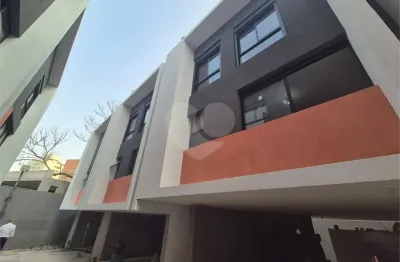 Casa em condomínio fechado com 3 quartos à venda na Rua Ourânia, --, Vila Madalena, São Paulo