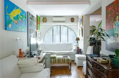 Casa próxima ao colégio saint paul e todo o comércio da gabriel monteiro dos santos.