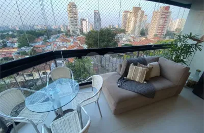Apartamento reformado a venda campo belo, 193 m2, terraço, varanda, 4 quartos (2 suítes) e 4 vagas