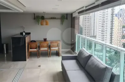 Apartamento todo reformado com 156 m2 na chácara klabin, 3 suites, 3 vagas