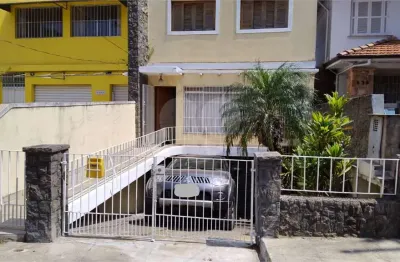 Sobrado no planalto paulista, bem localizado e com edícula. oportunidade imperdível.