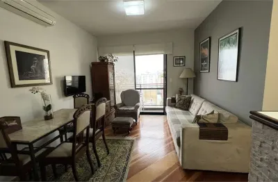 Cobertura duplex 1 dormitorio 2 banheiros, terraço e varanda 1 vaga