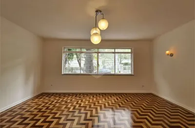 Casa com 3 quartos à venda na Rua Xavier Gouveia, --, Campo Belo, São Paulo