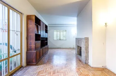 Casa com 5 quartos à venda na Rua Pamplona, --, Jardim Paulista, São Paulo