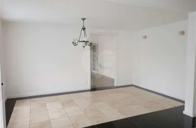 Casa em condomínio fechado com 4 quartos à venda na Rua Antônio Carlos Salles Filho, --, Morumbi, São Paulo