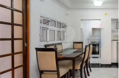 Casa com 3 quartos à venda na Rua Venâncio Aires, --, Pompéia, São Paulo