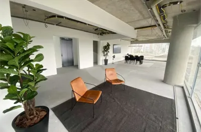 Apartamento com 298 m2, vista para o ibirapuera, 4 suítes e 4 vagas, a venda em moema