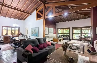 Casa com 5 quartos à venda na Rua Bernardino de Campos, --, Campo Belo, São Paulo