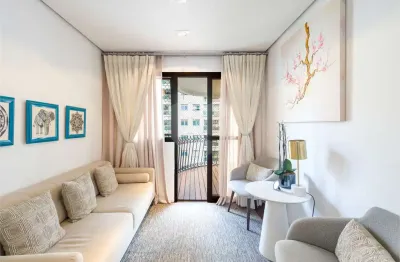 Apartamento reformado com 3 suites 2 vagas em moema fora de rota