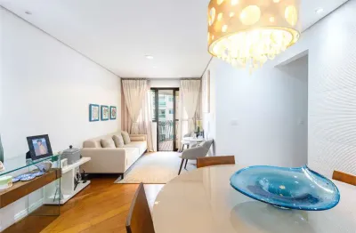 Apartamento reformado com 3 suites 2 vagas em moema fora de rota