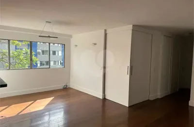 Apartamento com 3 quartos à venda na Rua Alvorada, --, Vila Olímpia, São Paulo