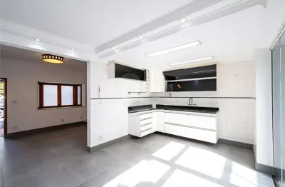 Casa de vila 115m² 3 dormitórios, 1 suíte, 3 banheiros, 1 vaga no planalto paulista